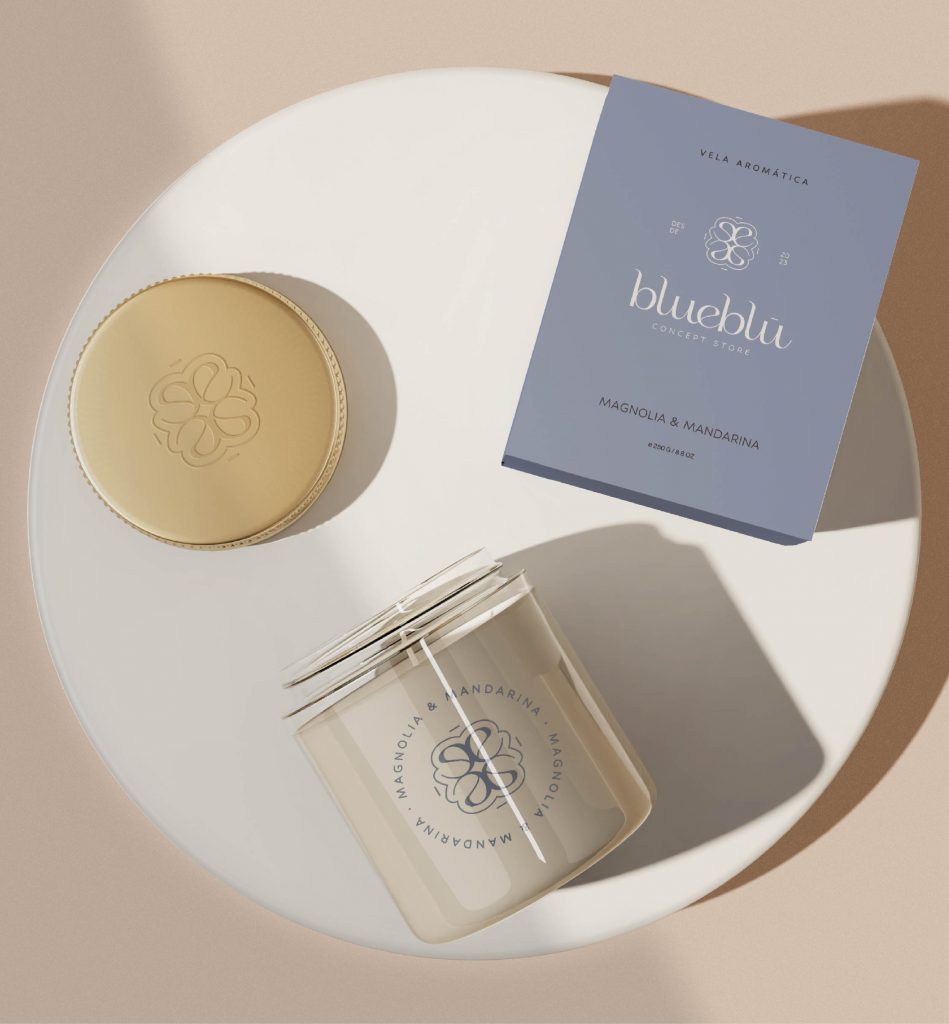 Branding y packaging para BlueBlu Concept Store. Diseño elegante y sofisticado que transmite exclusividad y calidad en cada detalle. Creado por Manawa Creative.