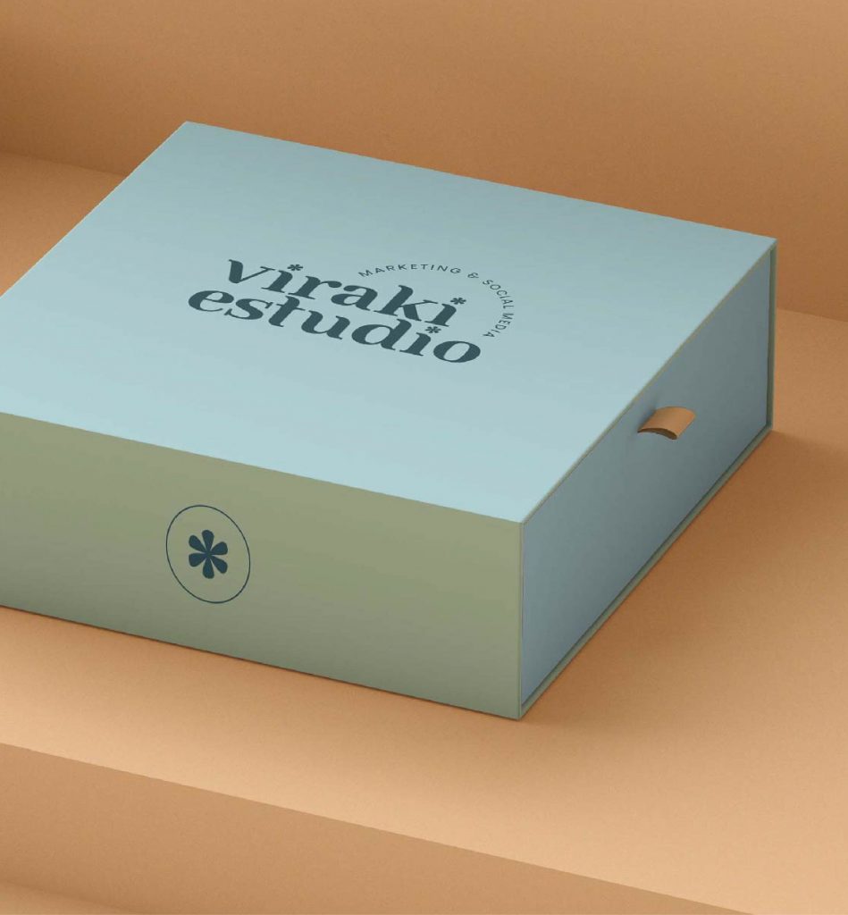 Identidad visual y diseño de packaging para Viraki Estudio. Branding estratégico aplicado a cajas de presentación con un enfoque premium. Creado por Manawa Creative.
