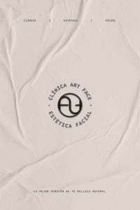 Fondo texturizado con logotipo principal de Clínica Art Face en disposición vertical.
