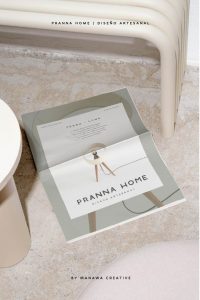 Publicidad de Pranna Home en revista con la lámpara Luna, diseño artesanal creado bajo el branding estratégico de Manawa Creative.