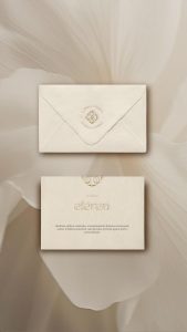 Sobres y tarjetas de Clínica Etérea con impresión emboss en dorado.